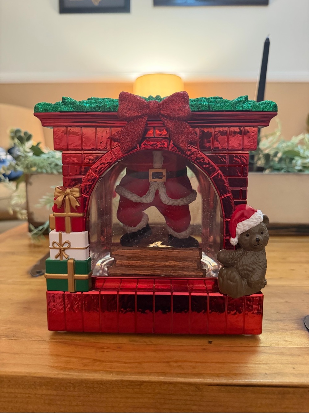 Bath & Body Works Santa Fireplace Water Globe Candle Holder